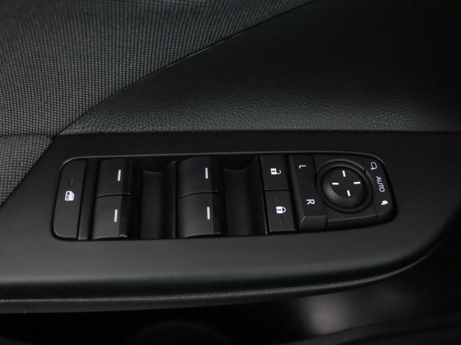 Toyota C-HR - 1.8 Hybrid 140 Dynamic