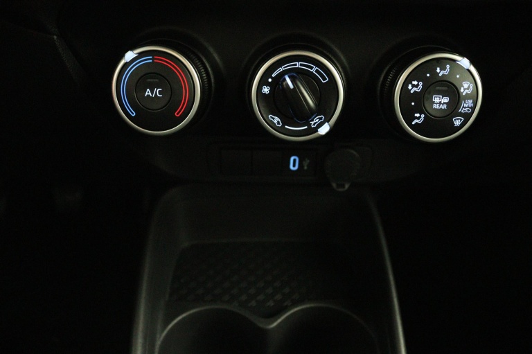 Toyota Aygo X - 1.0 VVT-i MT Play 16