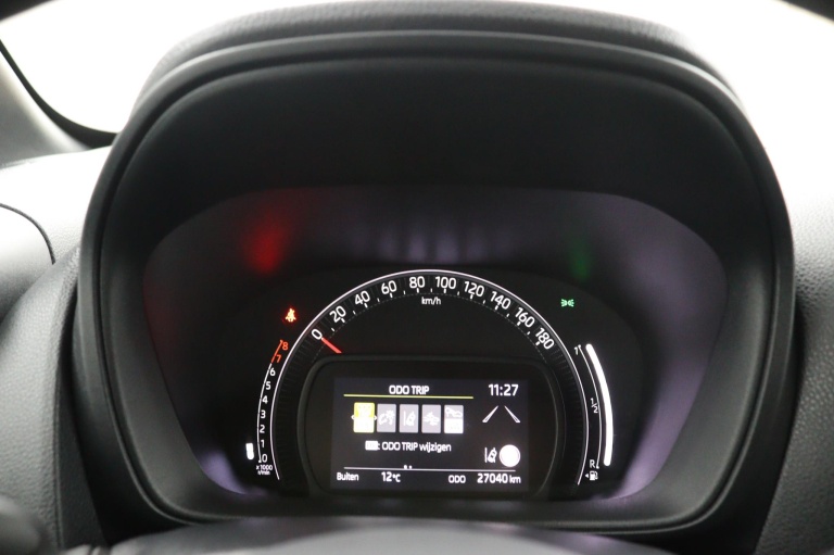 Toyota Aygo X - 1.0 VVT-i MT Play 20