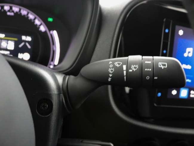 Toyota Aygo X - 1.0 VVT-i MT Play