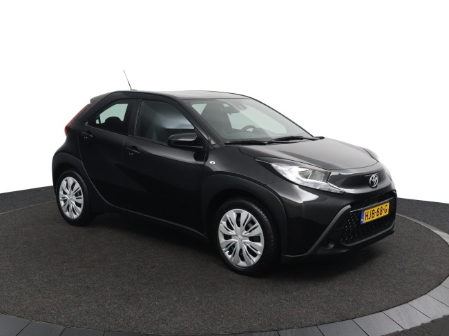 Toyota Aygo X - 1.0 VVT-i MT Play