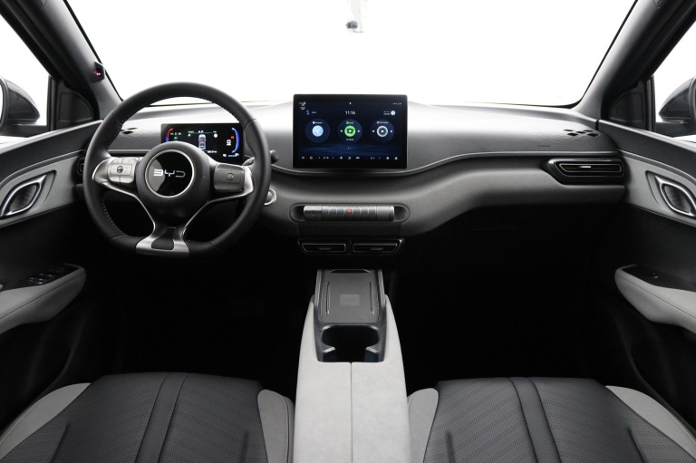 BYD DOLPHIN SURF - Boost 43 kWh 42