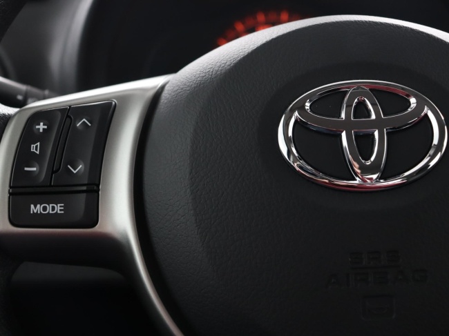 Toyota Yaris - 1.0 VVT-i Comfort