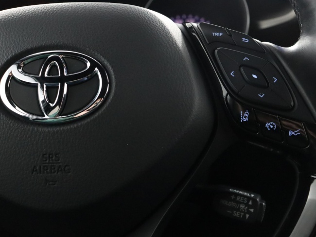 Toyota C-HR - 1.8 Hybrid Executive