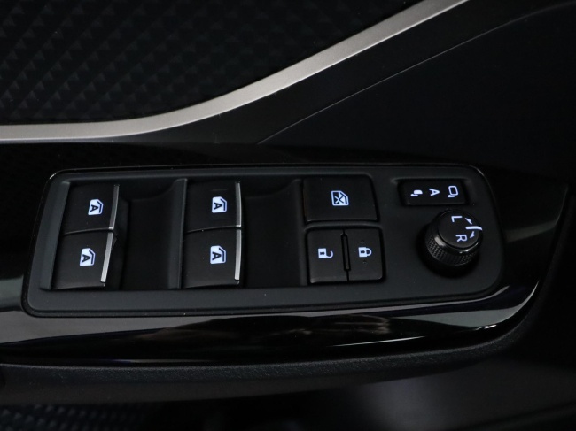 Toyota C-HR - 1.8 Hybrid Executive