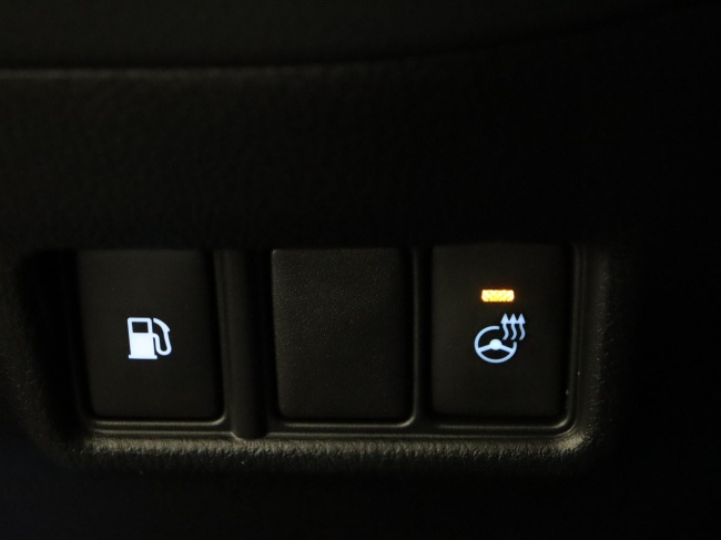 Toyota C-HR - 1.8 Hybrid Executive