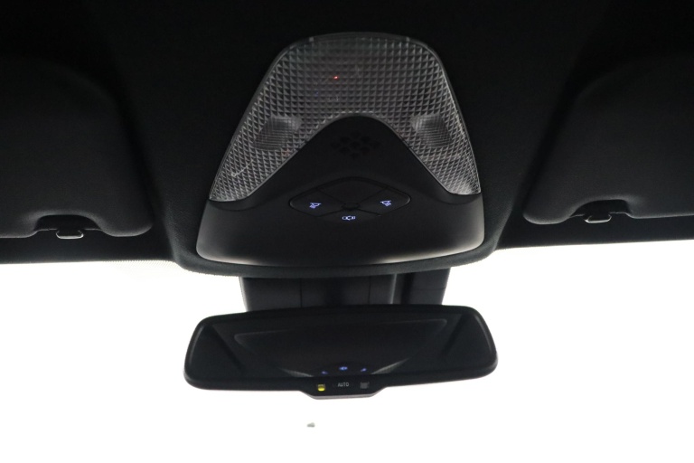 Toyota C-HR - 1.8 Hybrid Executive 33