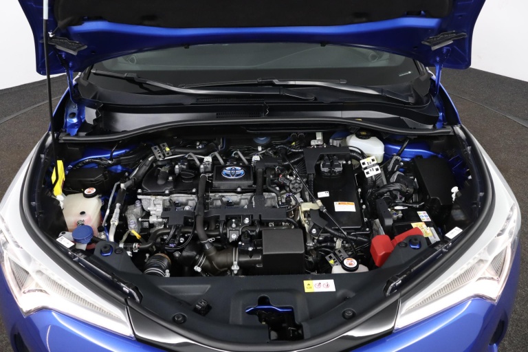 Toyota C-HR - 1.8 Hybrid Executive 34