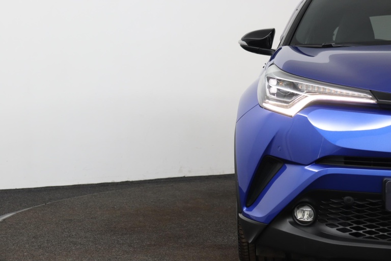 Toyota C-HR - 1.8 Hybrid Executive 35