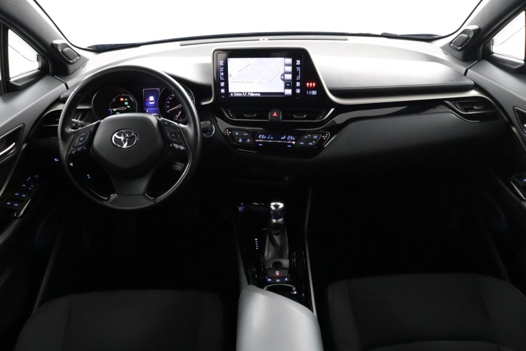 Toyota C-HR - 1.8 Hybrid Executive 4