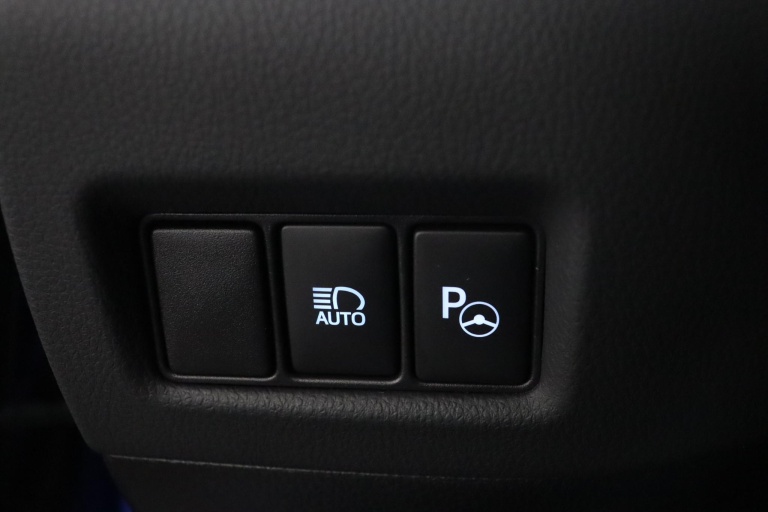 Toyota C-HR - 1.8 Hybrid Executive 44