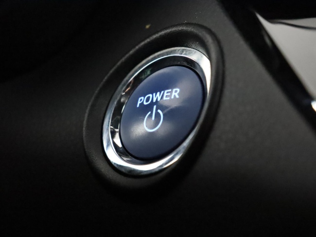 Toyota C-HR - 1.8 Hybrid Executive