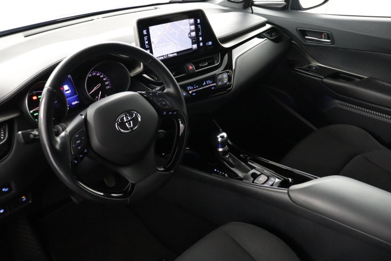 Toyota C-HR - 1.8 Hybrid Executive 52