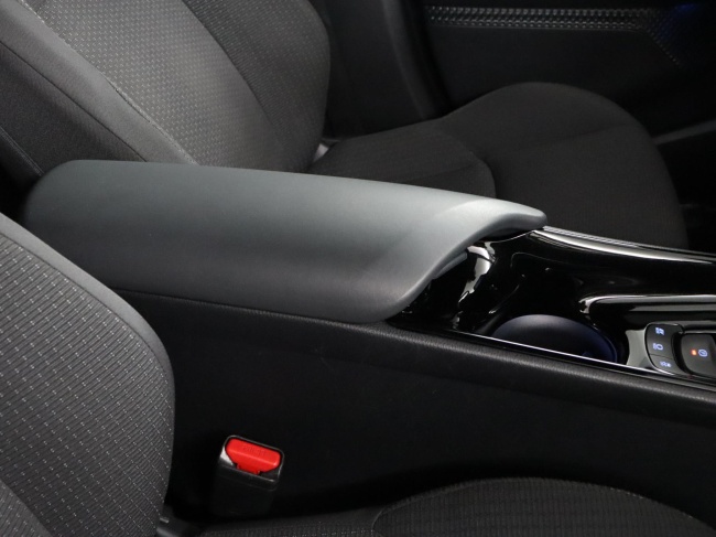 Toyota C-HR - 1.8 Hybrid Executive