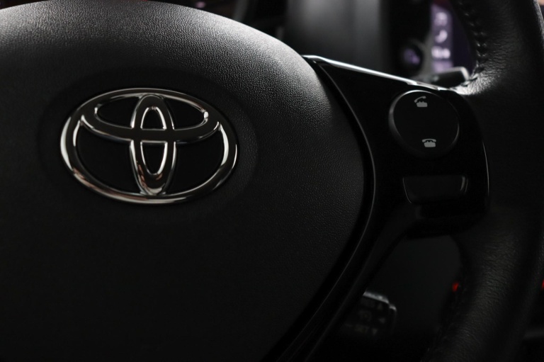 Toyota Aygo - 1.0 VVT-i x-joy 19