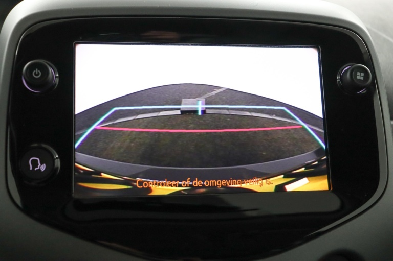 Toyota Aygo - 1.0 VVT-i x-joy 8