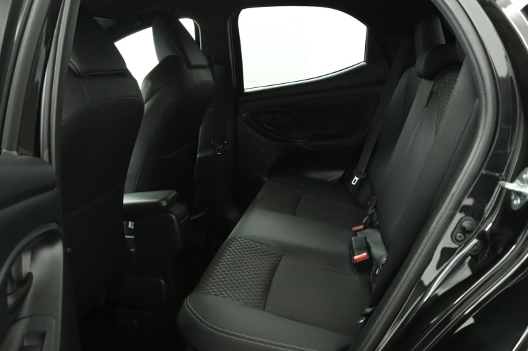 Toyota Yaris - 1.5 Hybrid Executive 18