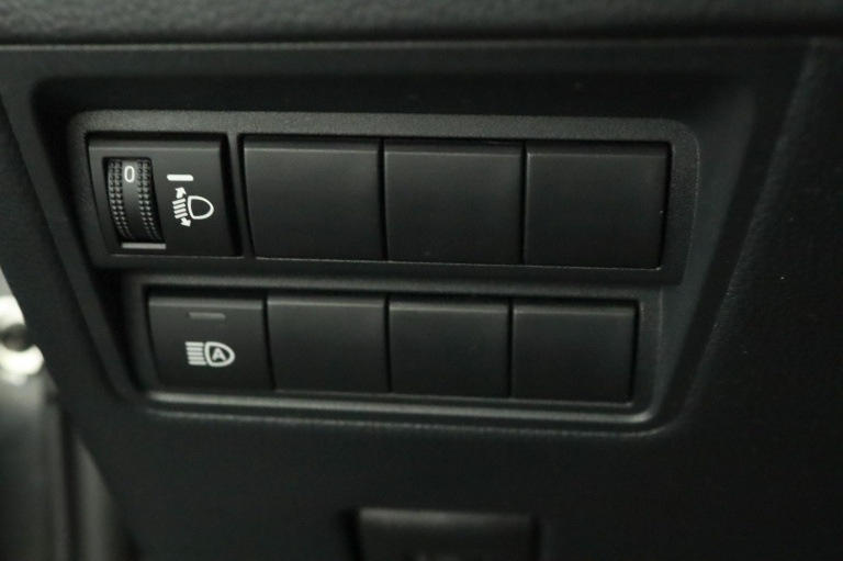 Toyota Yaris - 1.5 Hybrid Executive 29