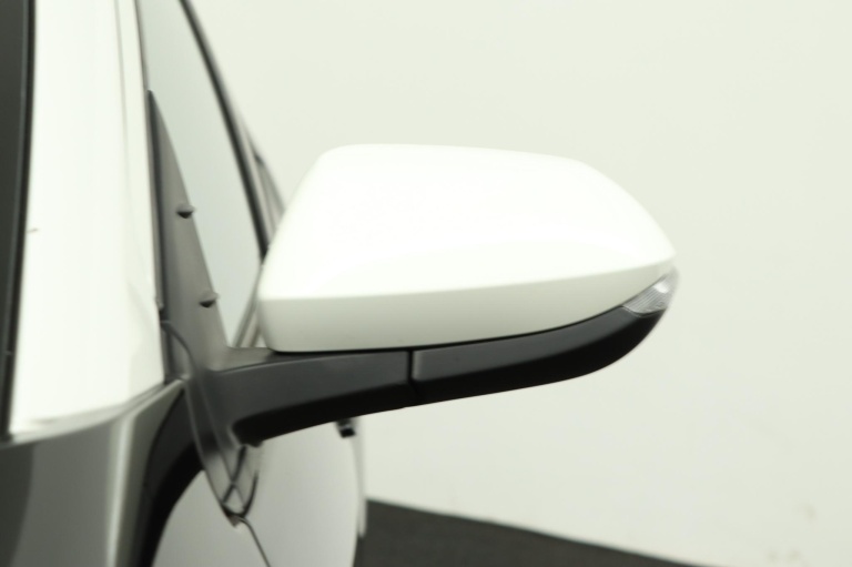 Toyota Yaris - 1.5 Hybrid Executive 36