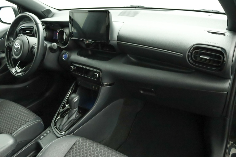 Toyota Yaris - 1.5 Hybrid Executive 41