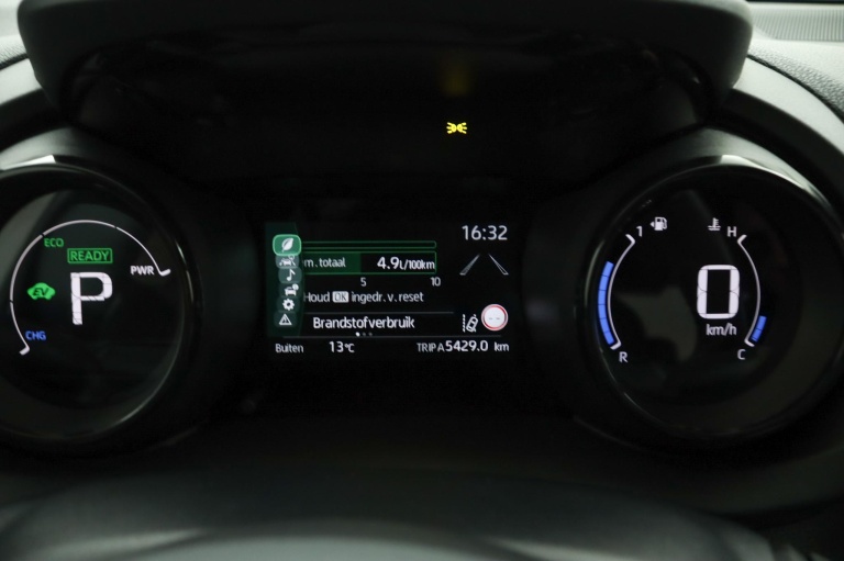 Toyota Yaris - 1.5 Hybrid Executive 43