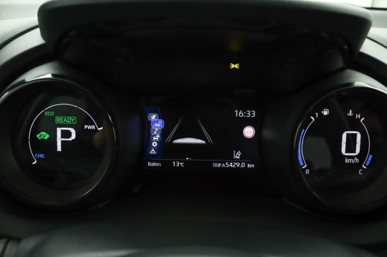 Toyota Yaris - 1.5 Hybrid Executive 46