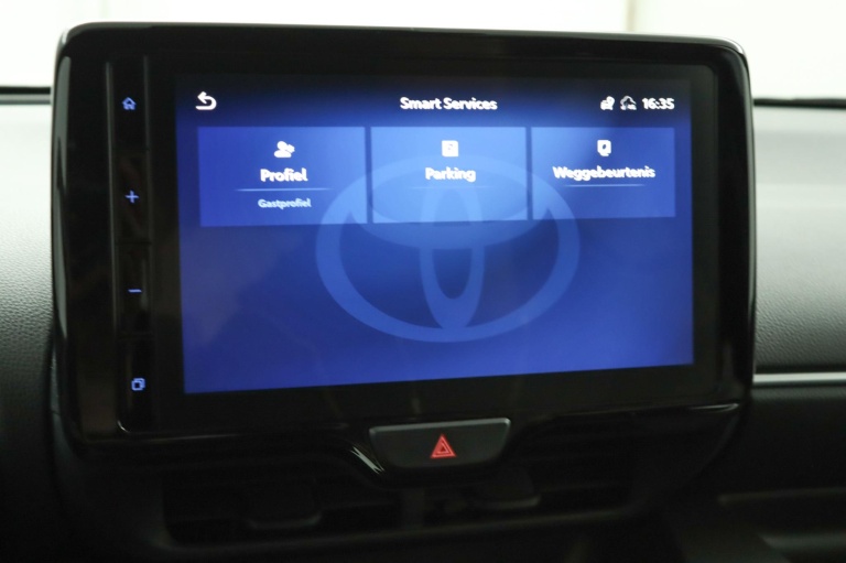 Toyota Yaris - 1.5 Hybrid Executive 57