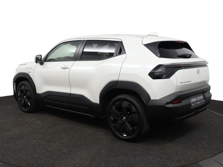 Toyota Urban Cruiser - Executive 61 kWh 12
