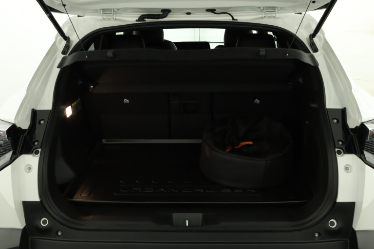 Toyota Urban Cruiser - Executive 61 kWh 23