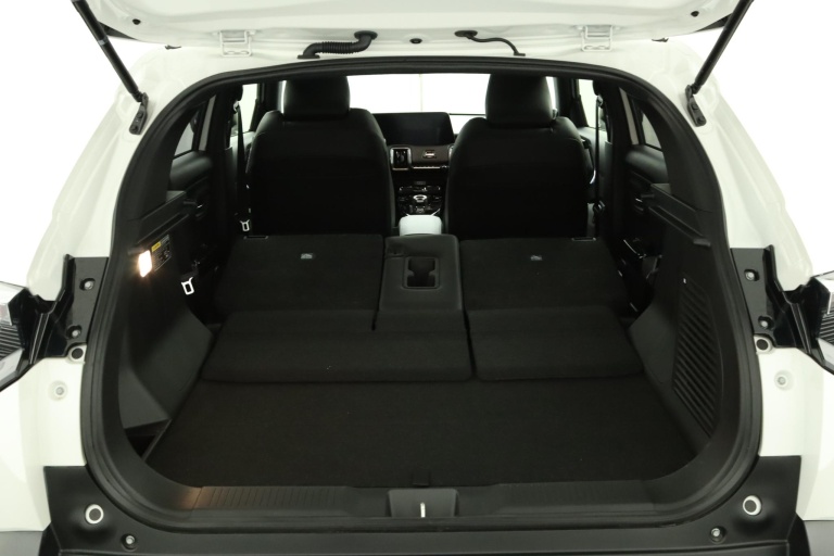 Toyota Urban Cruiser - Executive 61 kWh 26