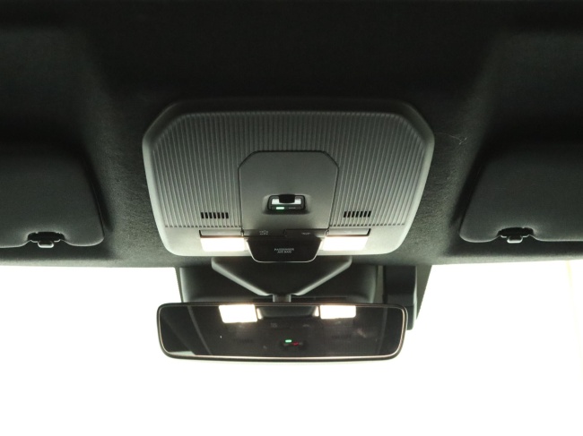 Toyota Urban Cruiser - Executive 61 kWh