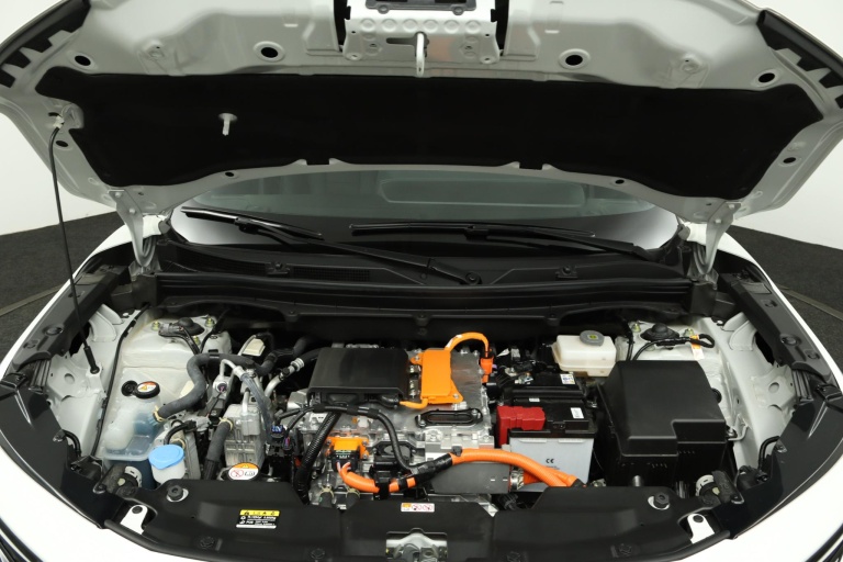 Toyota Urban Cruiser - Executive 61 kWh 35