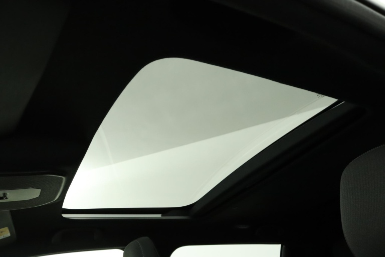 Toyota Urban Cruiser - Executive 61 kWh 43