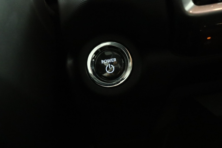 Toyota Urban Cruiser - Executive 61 kWh 44