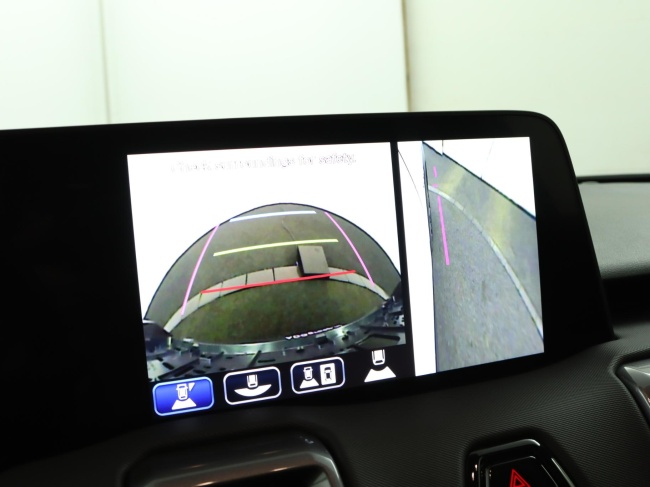 Toyota Urban Cruiser - Executive 61 kWh