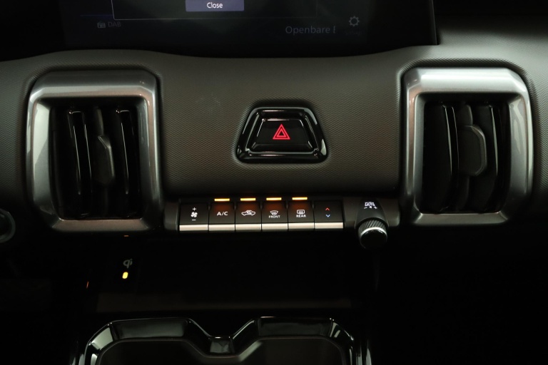 Toyota Urban Cruiser - Executive 61 kWh 7