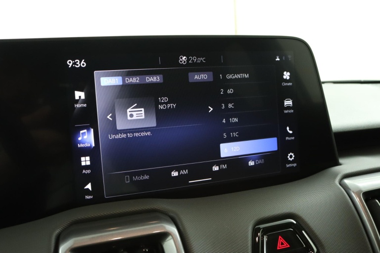 Toyota Urban Cruiser - Executive 61 kWh 8