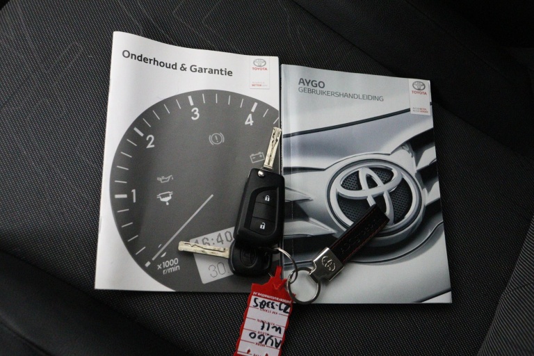 Toyota Aygo - 1.0 VVT-i x-otic 11