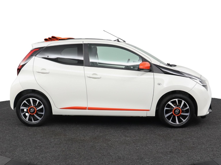 Toyota Aygo - 1.0 VVT-i x-otic 13