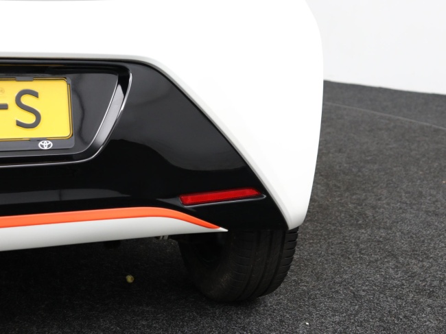 Toyota Aygo - 1.0 VVT-i x-otic