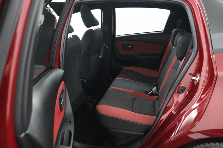 Toyota Yaris - 1.5 Hybrid Premium 18