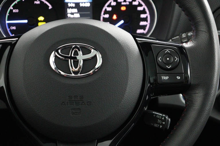 Toyota Yaris - 1.5 Hybrid Premium 21