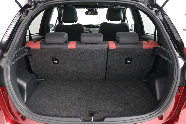 Toyota Yaris - 1.5 Hybrid Premium 24