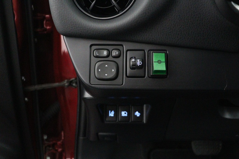 Toyota Yaris - 1.5 Hybrid Premium 30