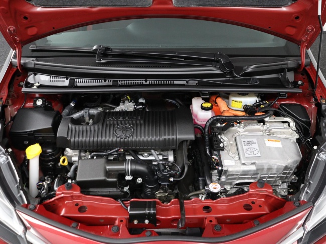 Toyota Yaris - 1.5 Hybrid Premium