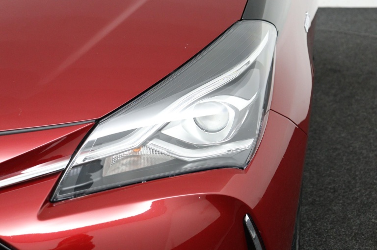 Toyota Yaris - 1.5 Hybrid Premium 36