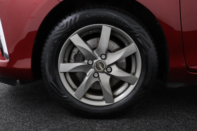 Toyota Yaris - 1.5 Hybrid Premium 38