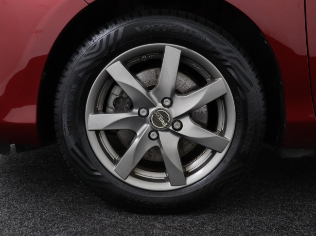 Toyota Yaris - 1.5 Hybrid Premium