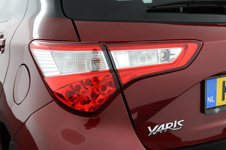 Toyota Yaris - 1.5 Hybrid Premium 40