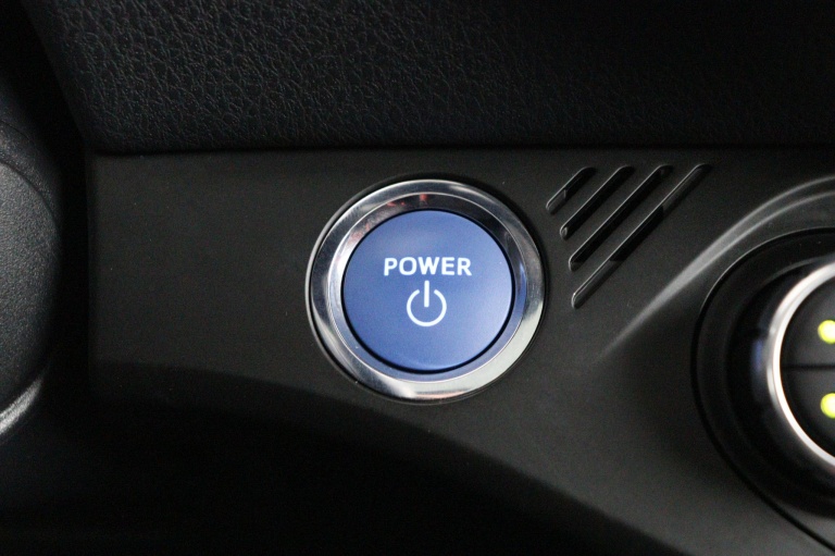 Toyota Yaris - 1.5 Hybrid Premium 47